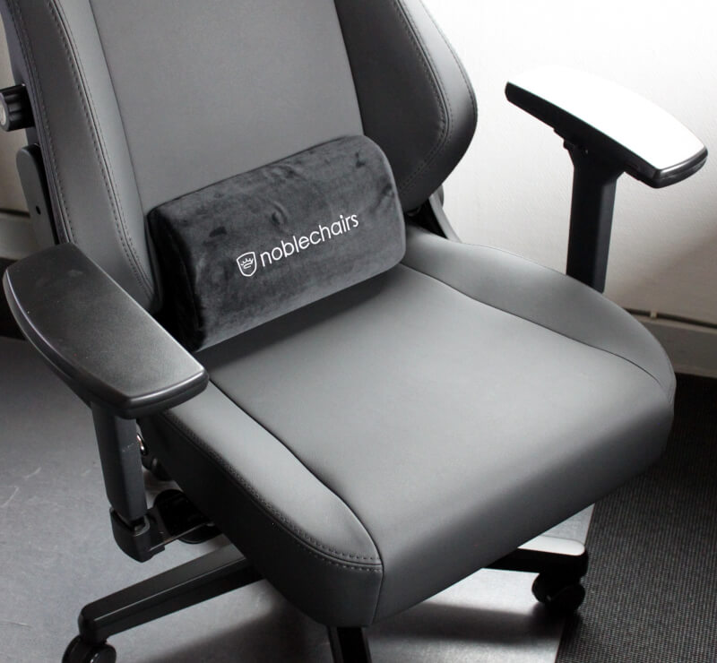 Stol gaming noblechairs lændepude HERO Black Edition test
